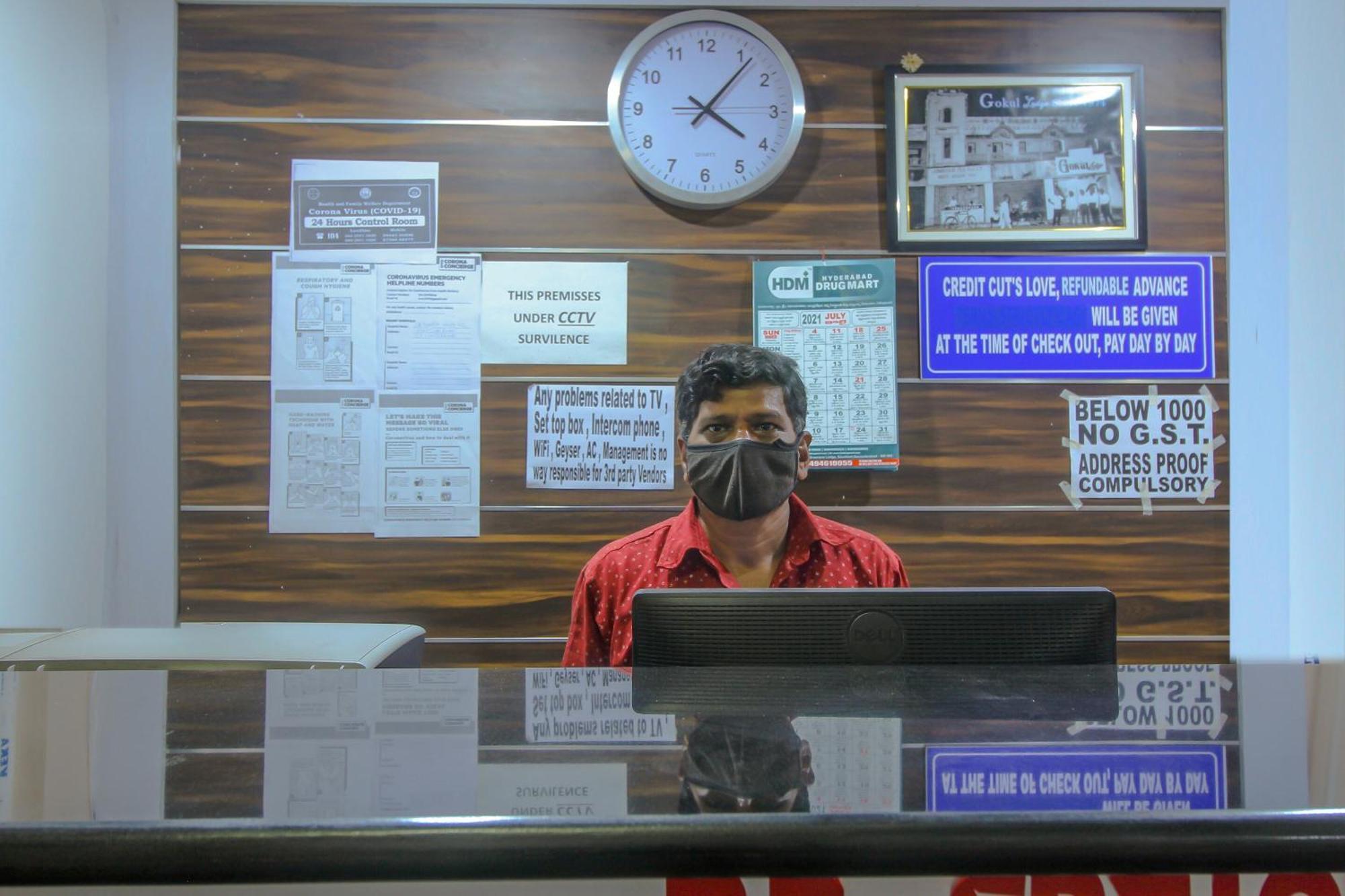 Spot On 81775 Mohit Gokul Lodge New Luxury Room'S Near Secunderabad Railway Station Lālāguda المظهر الخارجي الصورة