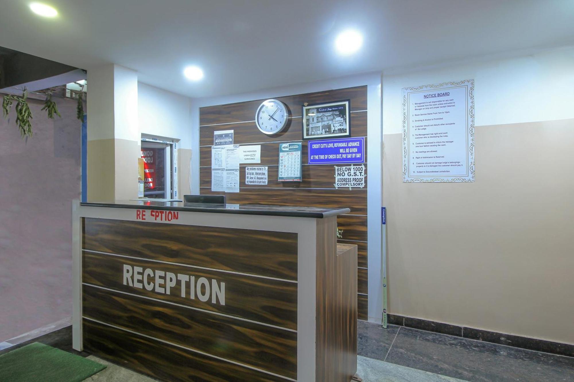 Spot On 81775 Mohit Gokul Lodge New Luxury Room'S Near Secunderabad Railway Station Lālāguda المظهر الخارجي الصورة