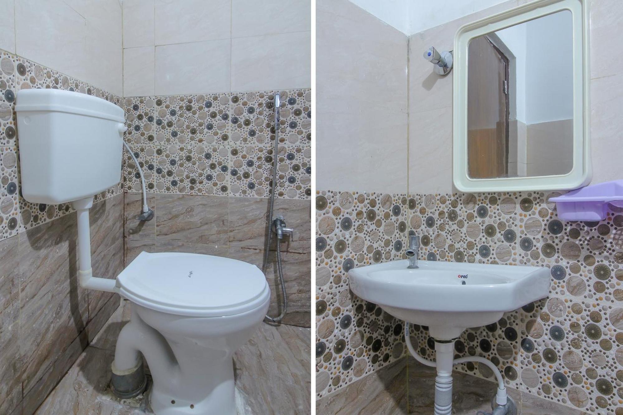 Spot On 81775 Mohit Gokul Lodge New Luxury Room'S Near Secunderabad Railway Station Lālāguda المظهر الخارجي الصورة